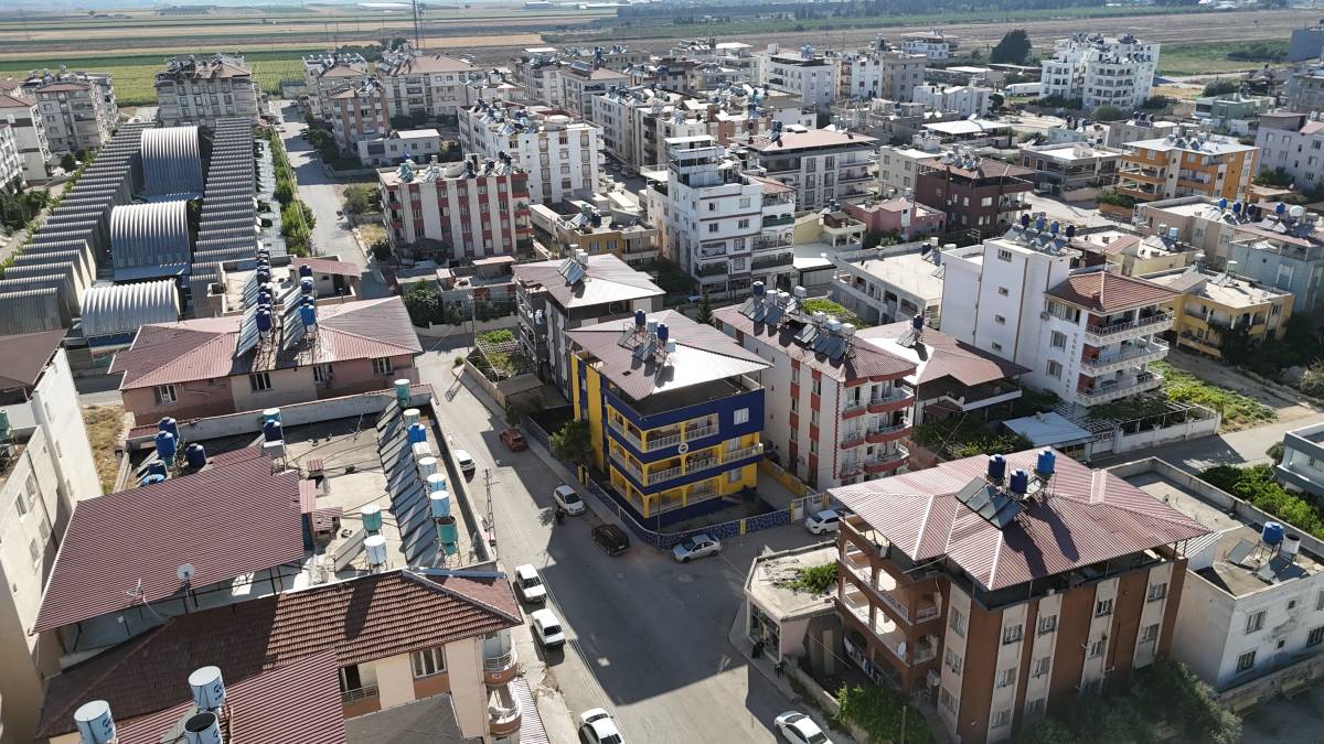 Evini Fenerbahçe renklerine boyattı: Mahallenin simgesi oldu!