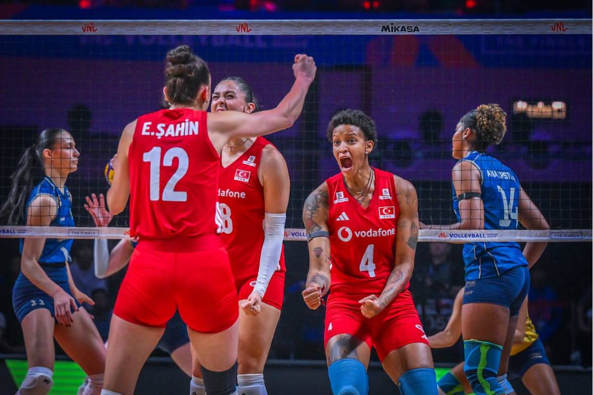 A Milli Kadın Voleybol Takımı şampiyon oldu!