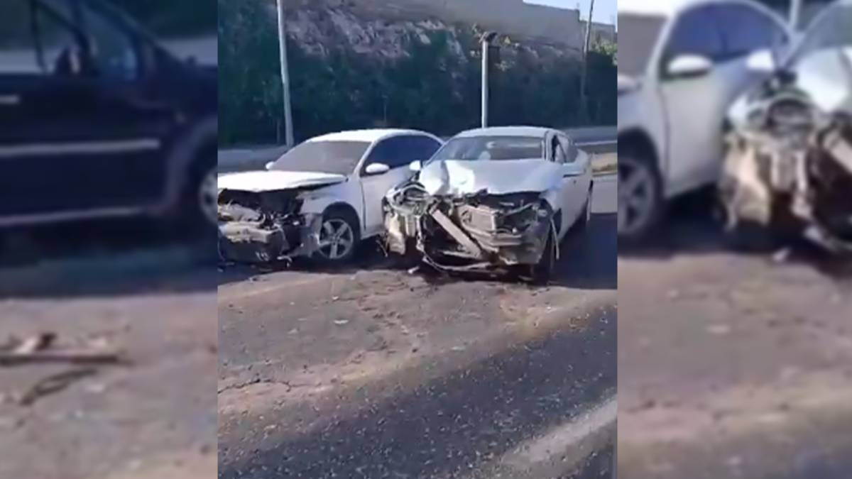 Urfa'da zincirleme kaza! 4 araç biribirine girdi!
