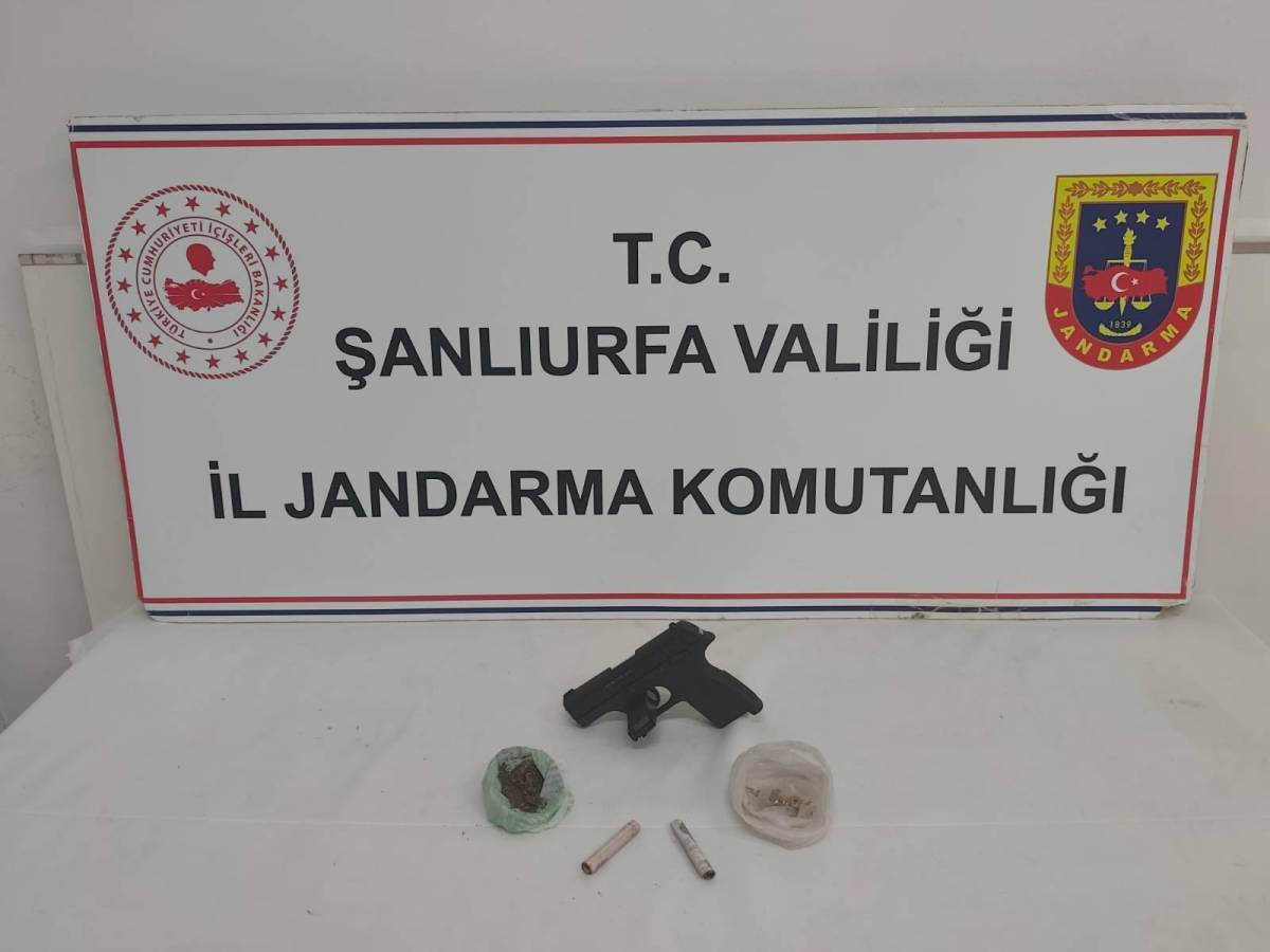 Birecik ve Suruç'ta jandarma denetimi! Çok sayıda şahsa işlem yapıldı!