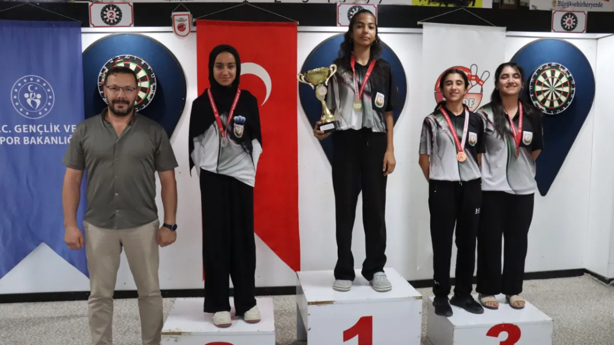 Zafer Bayramı Dart Turnuvası’nda ödüller sahiplerini buldu!