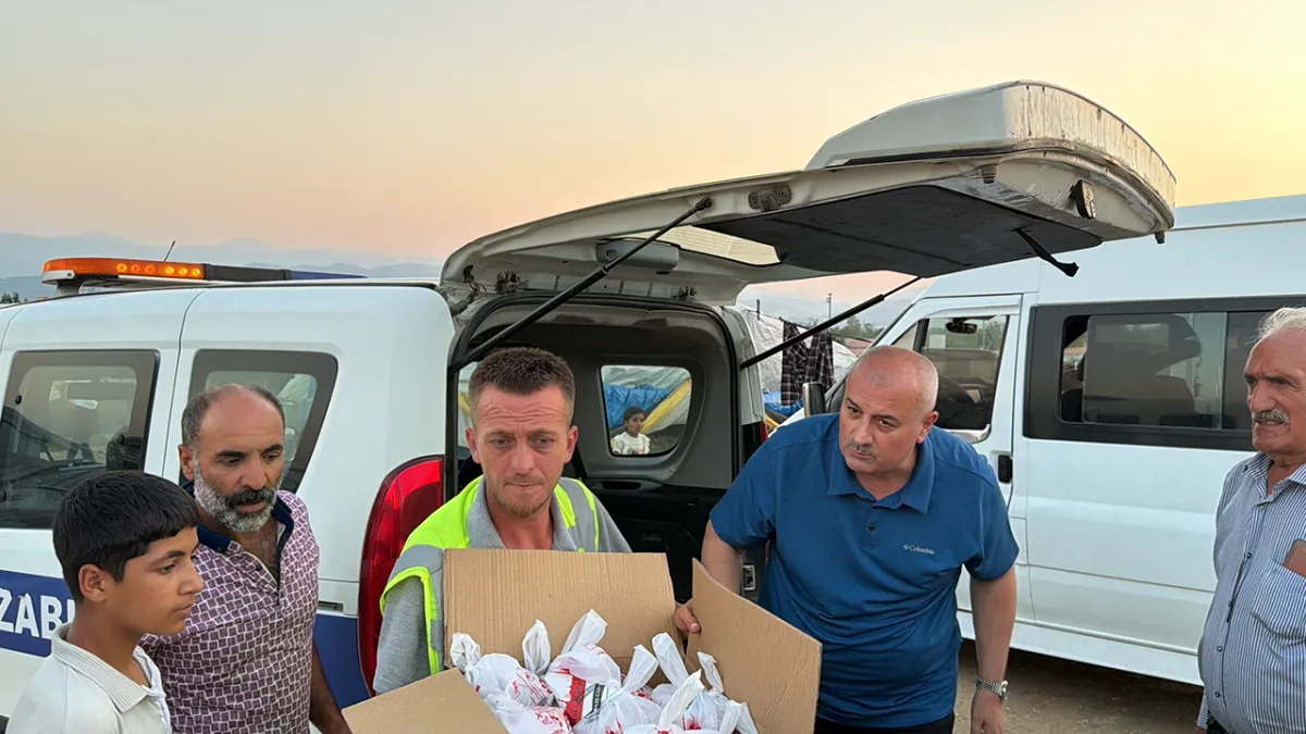 Belediye Başkanı Urfalı tarım işçileriyle bir araya geldi!