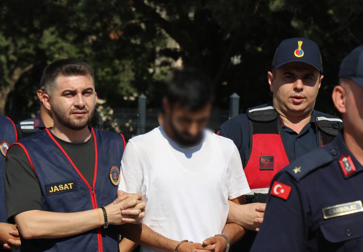 4,5 Milyonluk dolandırıcılık şebekesi çökertildi