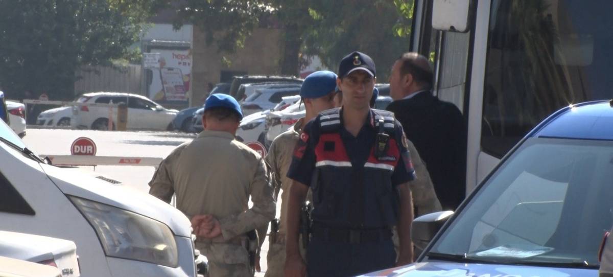 Belediye soruşturmasında çok sayıda şüpheli adliyeye sevk edildi!