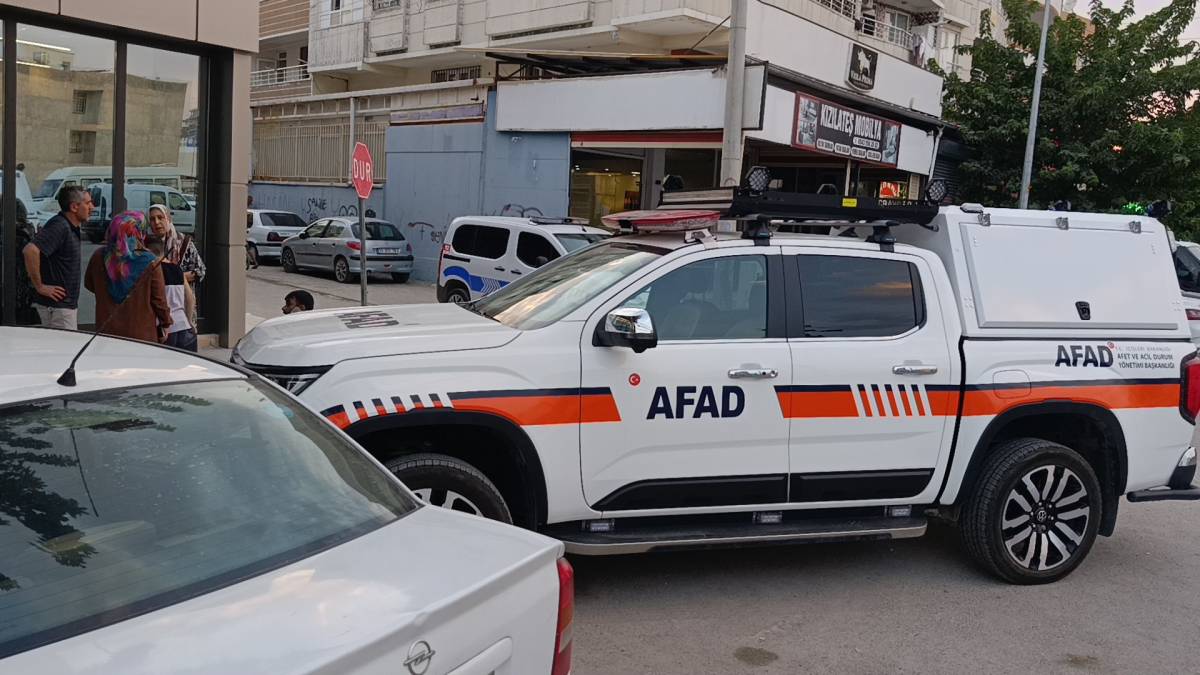 Urfa'da sıvı açıcı bomba gibi patladı: Yaralılar var!