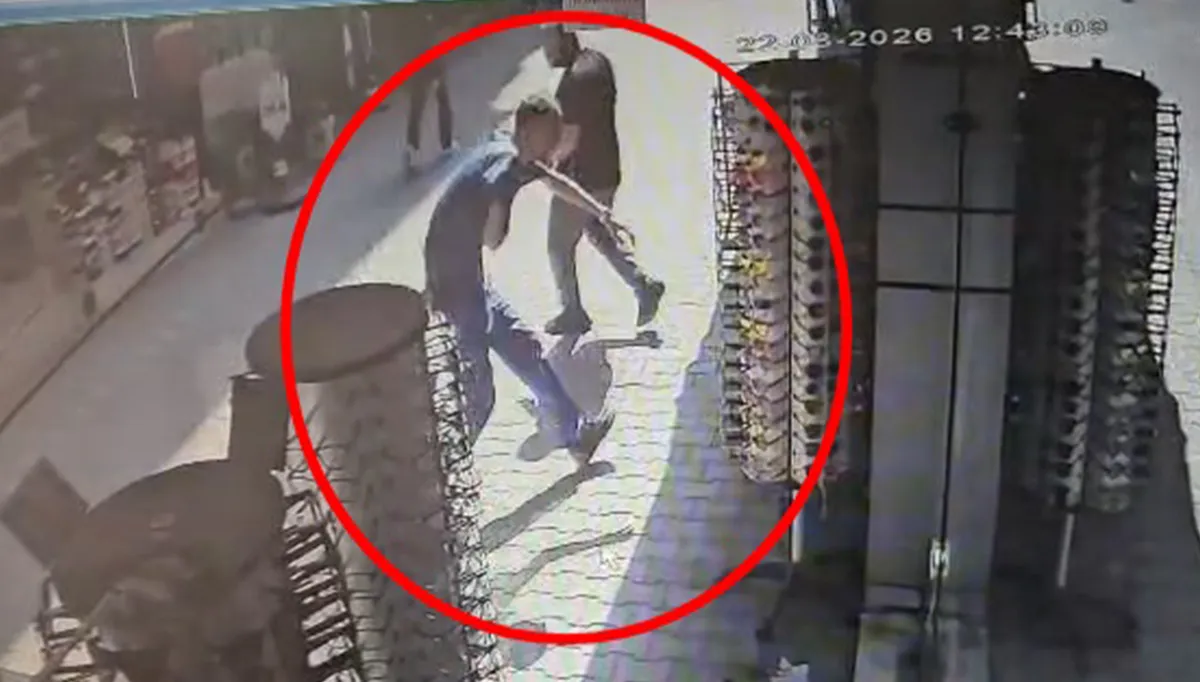 Nefes borusuna sakız kaçtı: Heimlich manevrası ile kurtuldu!