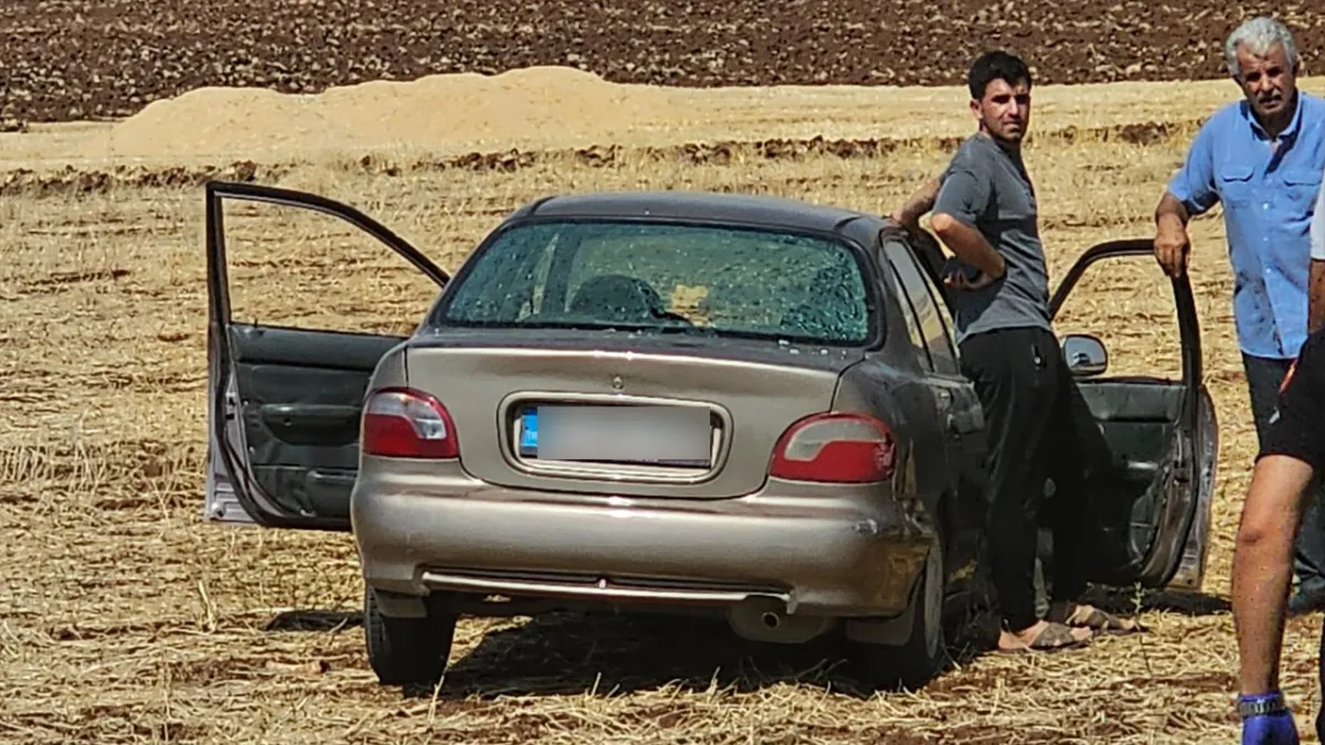 İki otomobil çarpıştı: Yaralılar var!