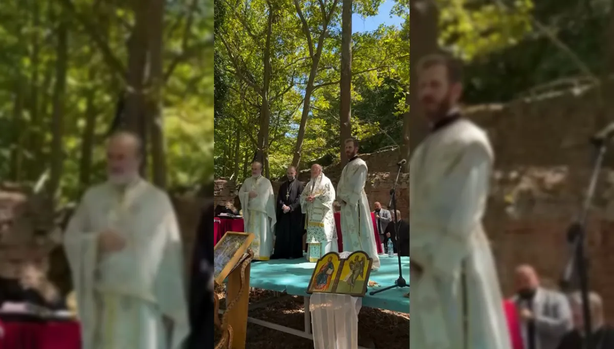 Patrik Bartholomeos Erdek’te ayin yönetti!