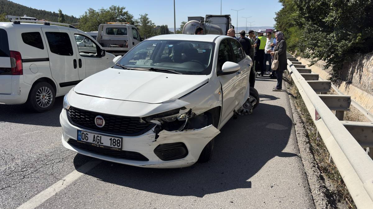3 araçlı zincirleme kaza: Çok sayıda yaralı var!