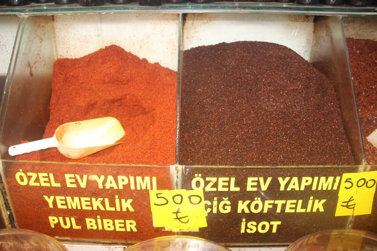 Urfa’nın vazgeçilmez lezzeti zamlandı: Acısı cebe de yansıdı!