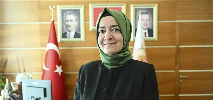 Fatma Betül Sayan Kaya görevinden affını istedi