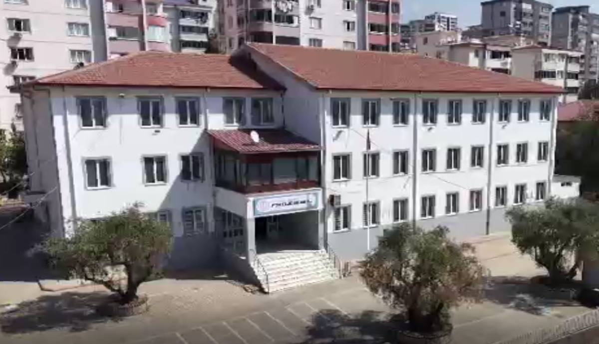 10 kişinin öldüğü okul, milli eğitim binası olacak!