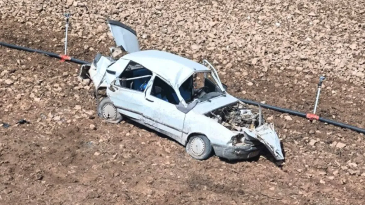 Şanlıurfa’da feci kaza: Otomobil şarampole uçtu