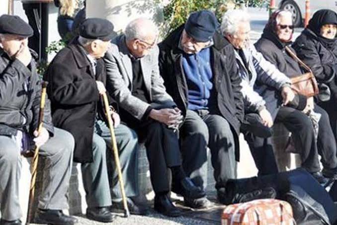 Evde Bakım Yardımı ödemeleri hak sahiplerinin hesaplarına yatırılmaya başlandı