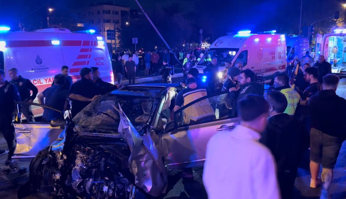 İki otomobil çarpıştı: 2’si ağır 11 yaralı