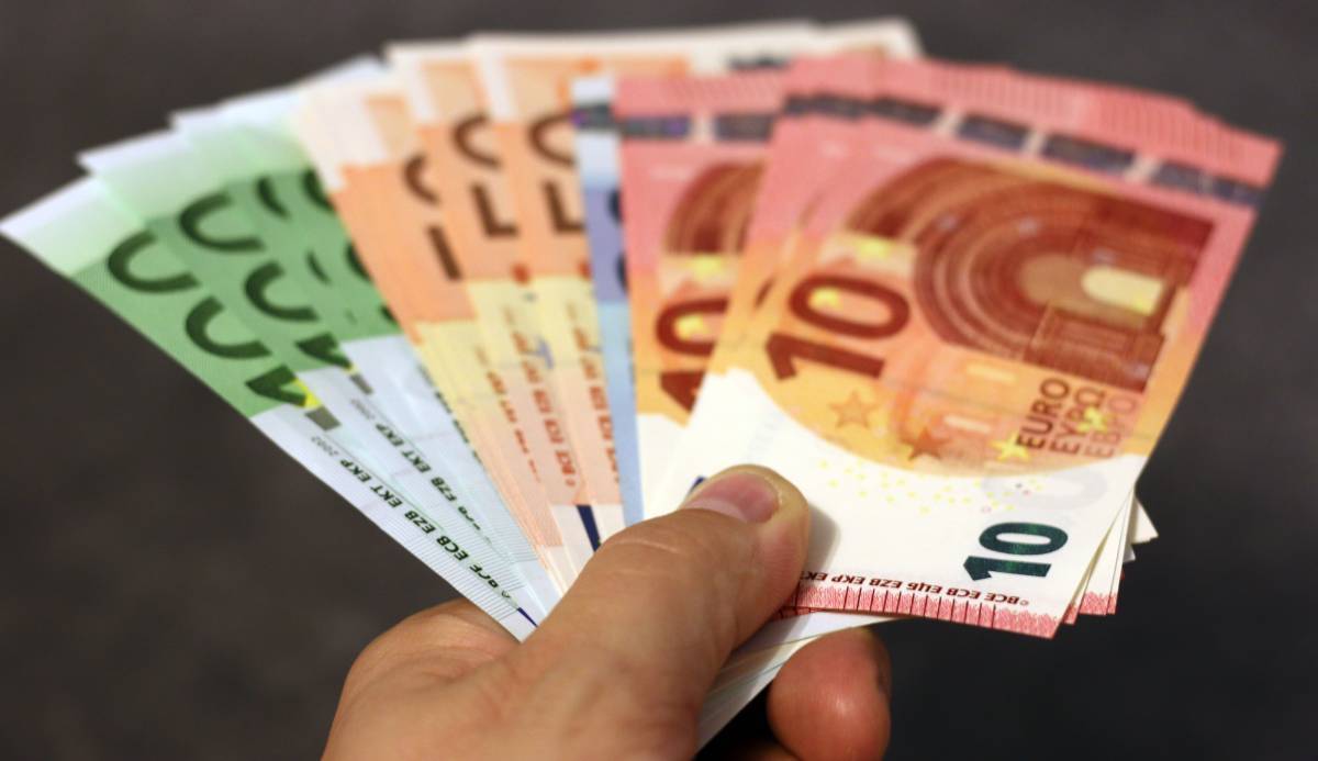 Dolar ve Euro’da güne nasıl başladı?