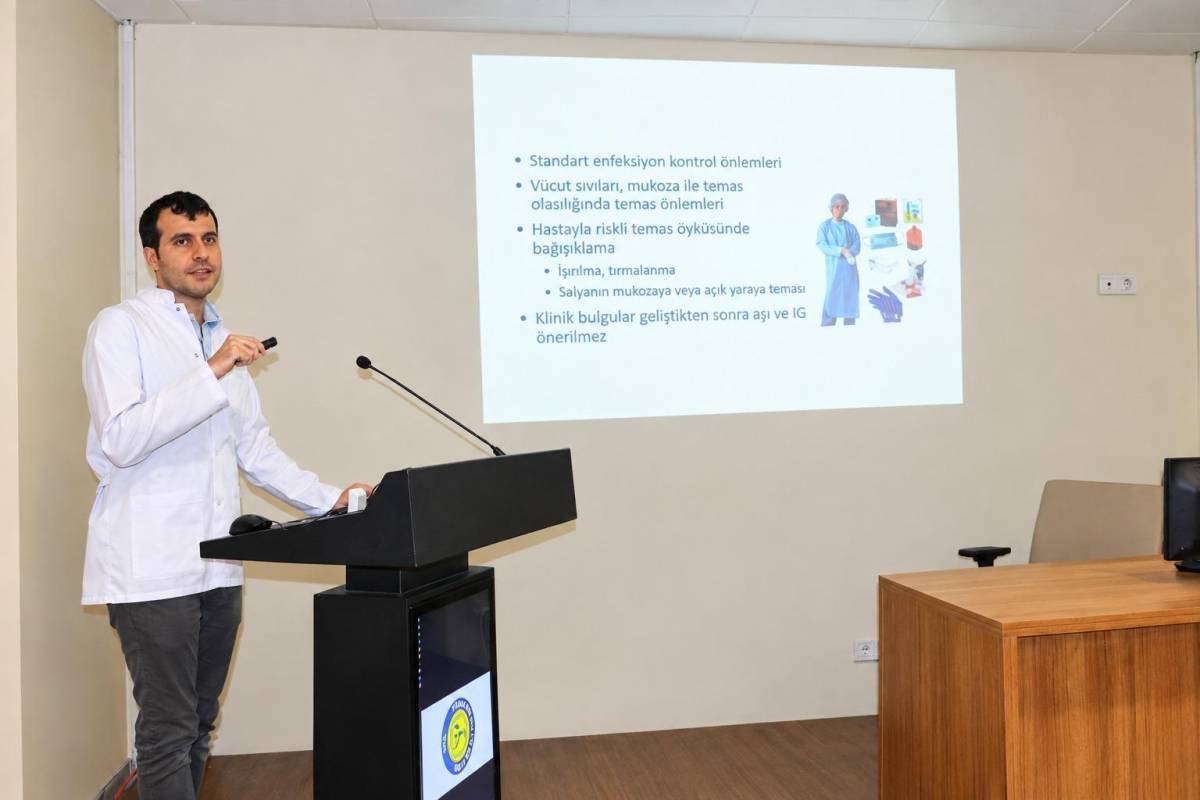 Harran Üniversitesi Hastanesi’nde kuduz farkındalık eğitimi!