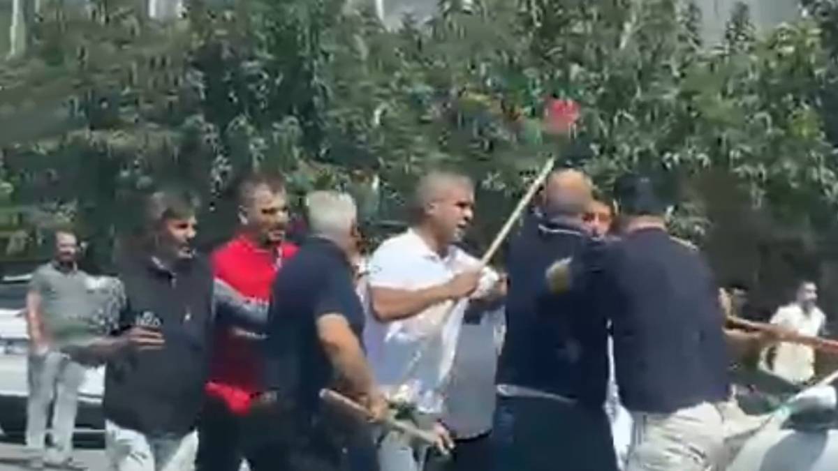 Urfra'da taşılı sopalı kavga!