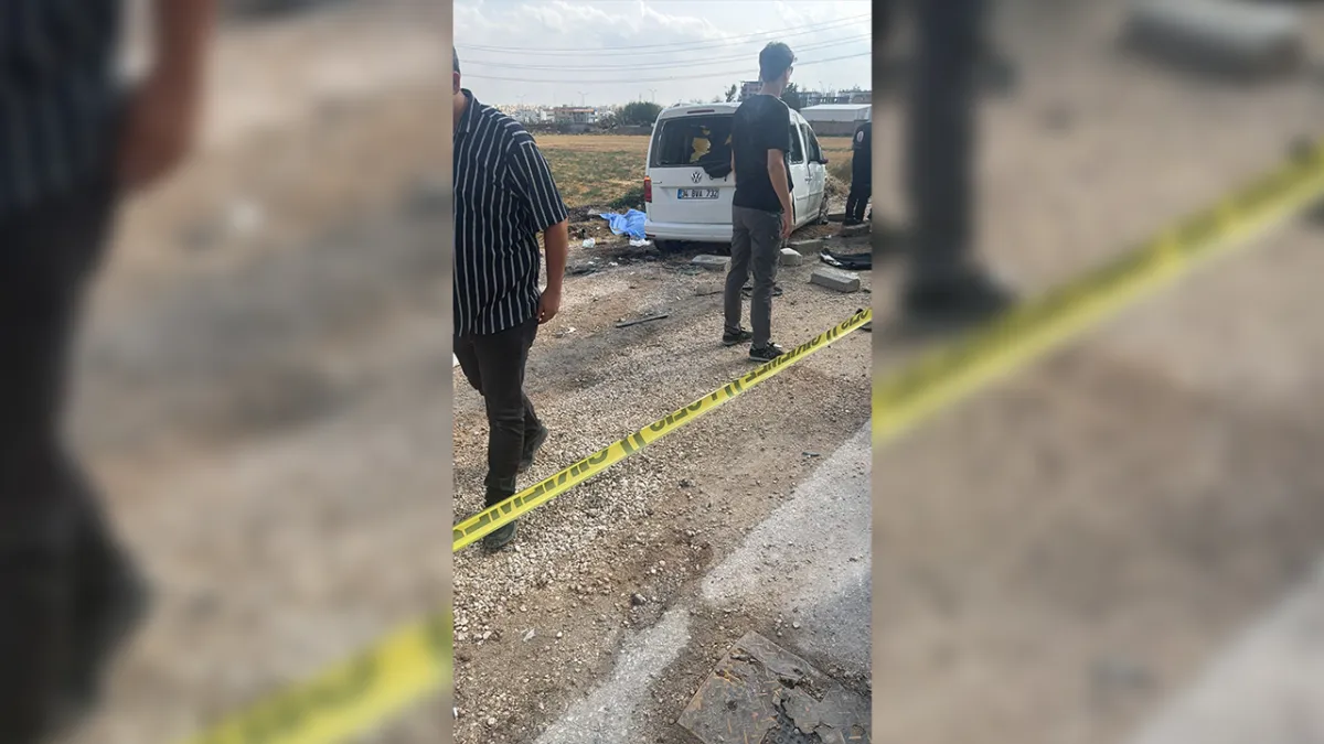 Hafif ticari araç ile kamyonet çarpıştı: Ölü ve yaralılar var!