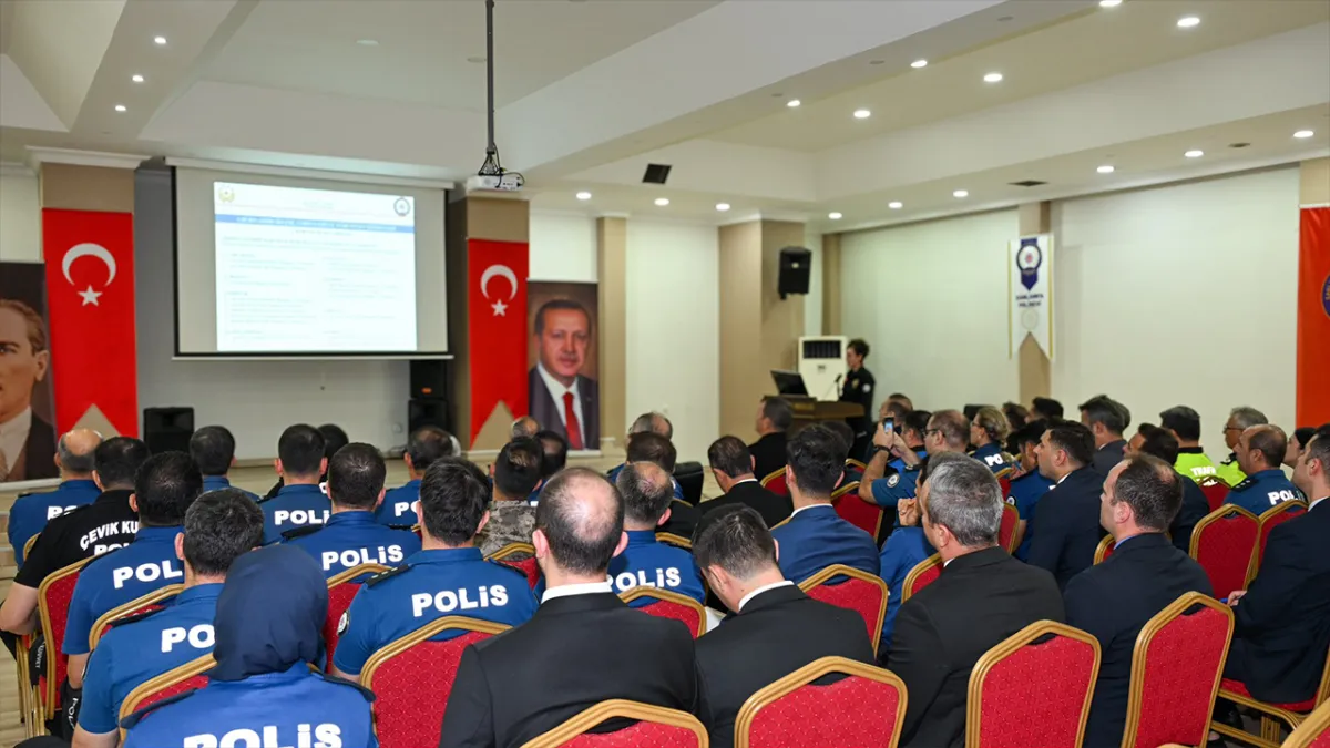 Urfa’da İl Emniyet Müdürlüğünden aylık değerlendirme toplantısı!