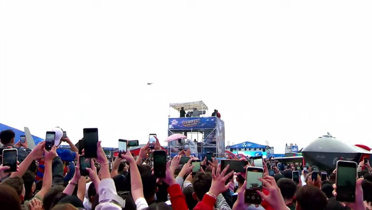 TEKNOFEST’te SOLOTÜRK coşkusu yağmur tanımadı!