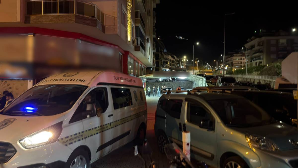 Antalya’da oto yıkamacıda silahlı kavga: 1 ölü, 2 yaralı