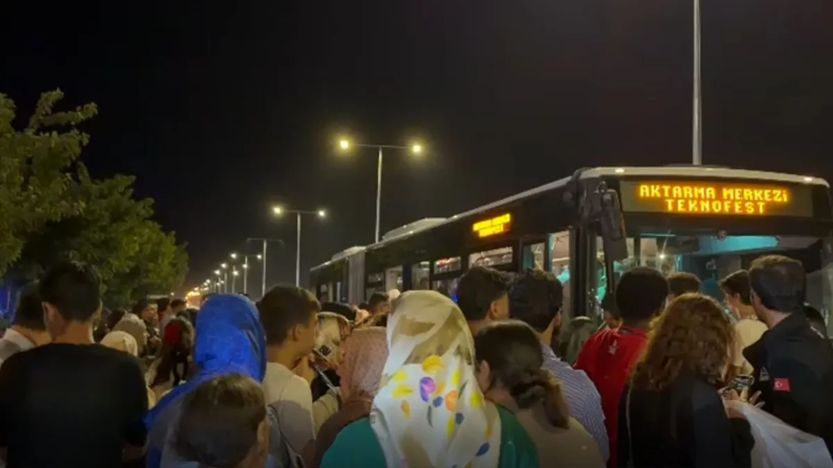 Urfa’da TEKNOFEST yoğunluğu ulaşımı vurdu: Vatandaşlar tepkili!