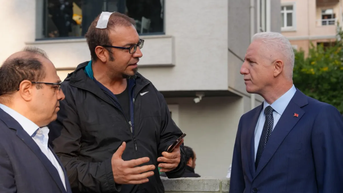 Valilikten açıklama: çöken binanın enkazından 10 kişi kurtarıldı, 4 kişi aranıyor